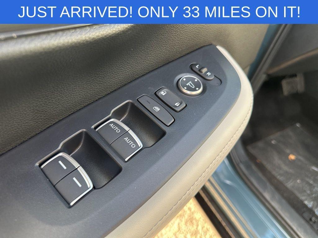 used 2026 Honda HR-V car, priced at $30,999