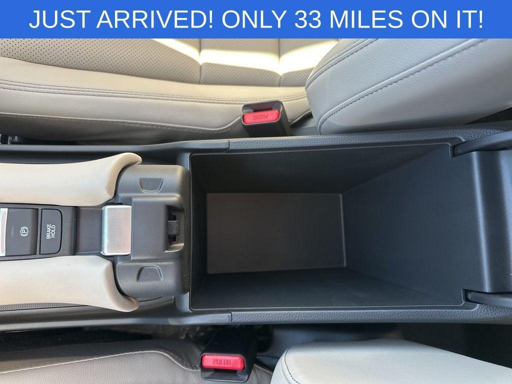 used 2026 Honda HR-V car, priced at $30,999