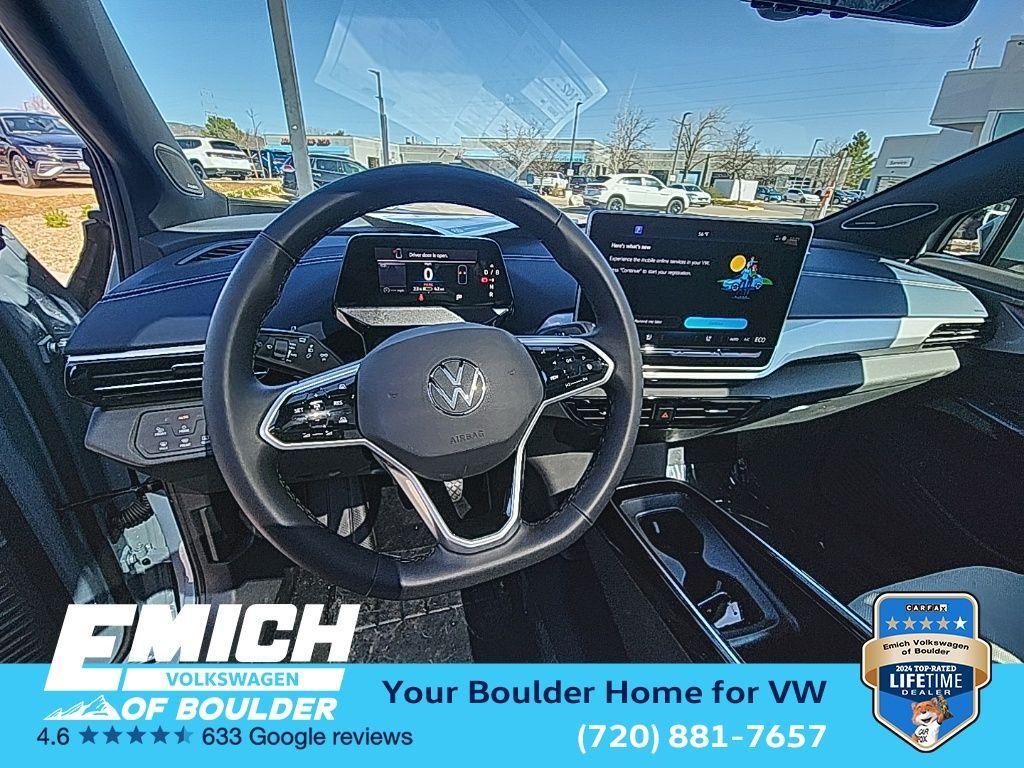 new 2025 Volkswagen ID.4 car, priced at $48,455