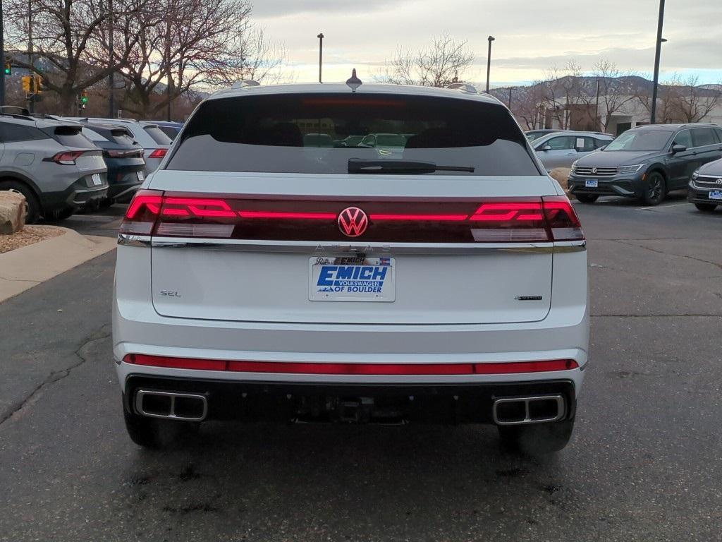 new 2024 Volkswagen Atlas Cross Sport car, priced at $43,033