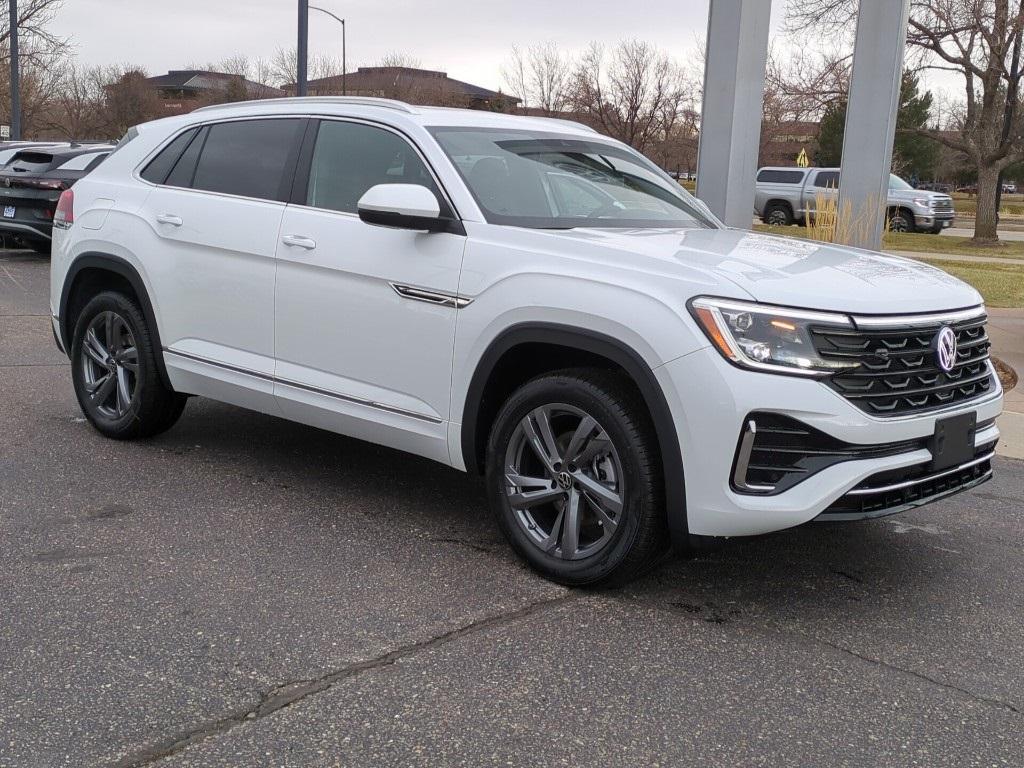 new 2024 Volkswagen Atlas Cross Sport car, priced at $43,033