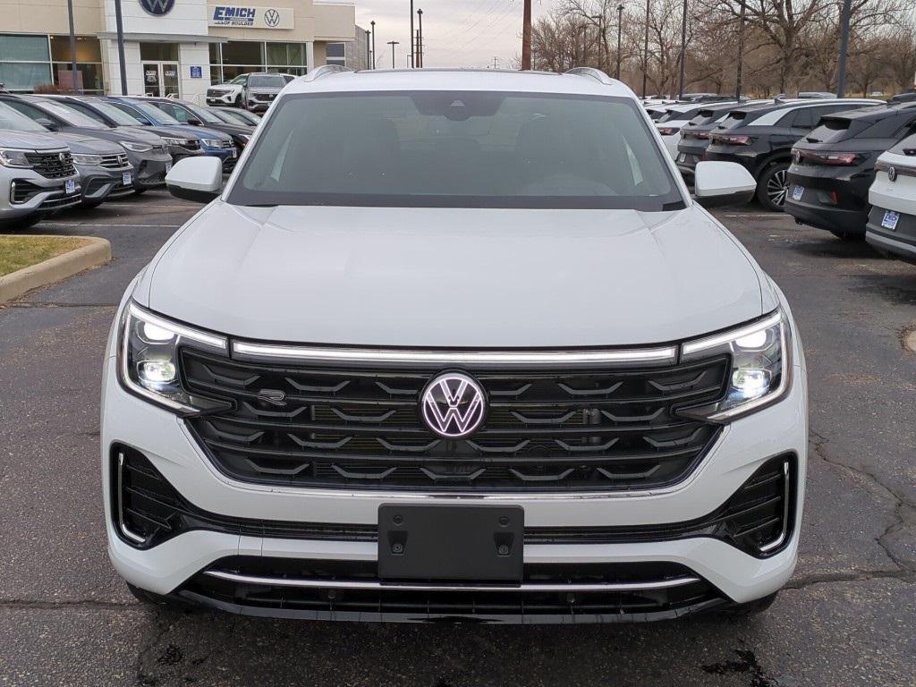 new 2024 Volkswagen Atlas Cross Sport car, priced at $43,033