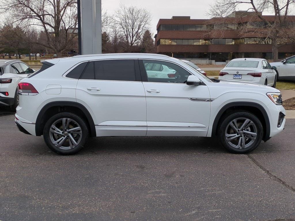 new 2024 Volkswagen Atlas Cross Sport car, priced at $43,033