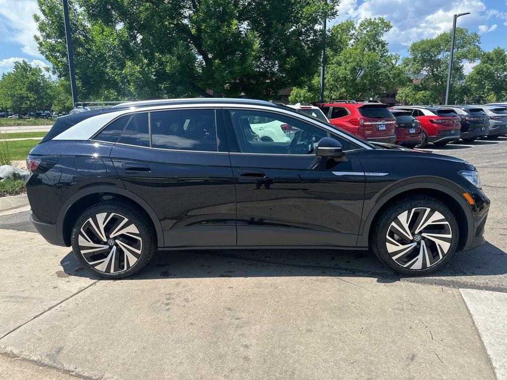 new 2025 Volkswagen ID.4 car, priced at $46,443
