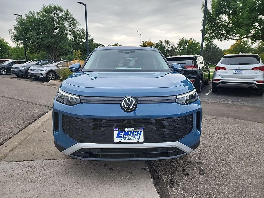 new 2025 Volkswagen Tiguan car, priced at $33,902