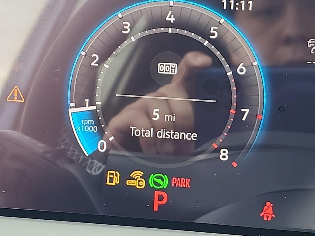 new 2025 Volkswagen Tiguan car, priced at $33,902