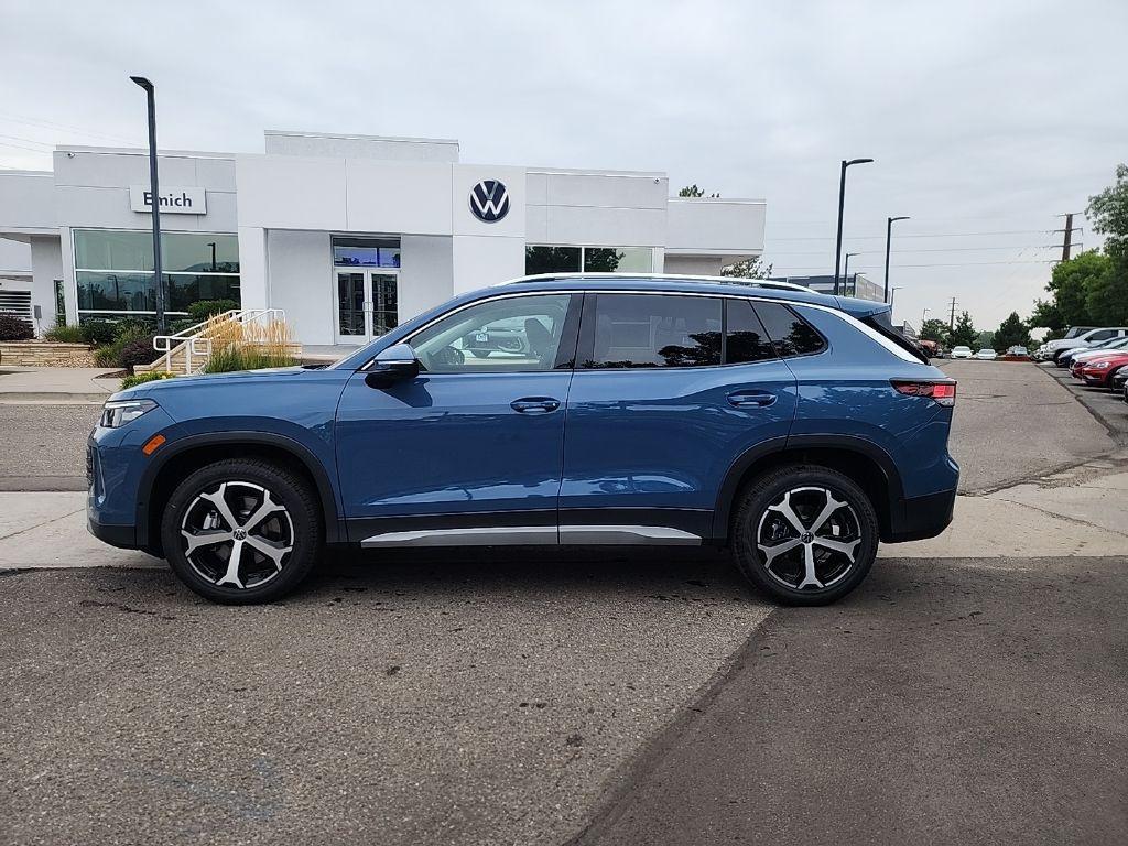 new 2025 Volkswagen Tiguan car, priced at $33,902