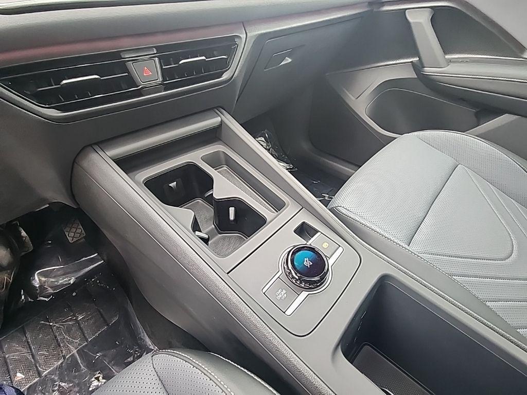 new 2025 Volkswagen Tiguan car, priced at $33,902