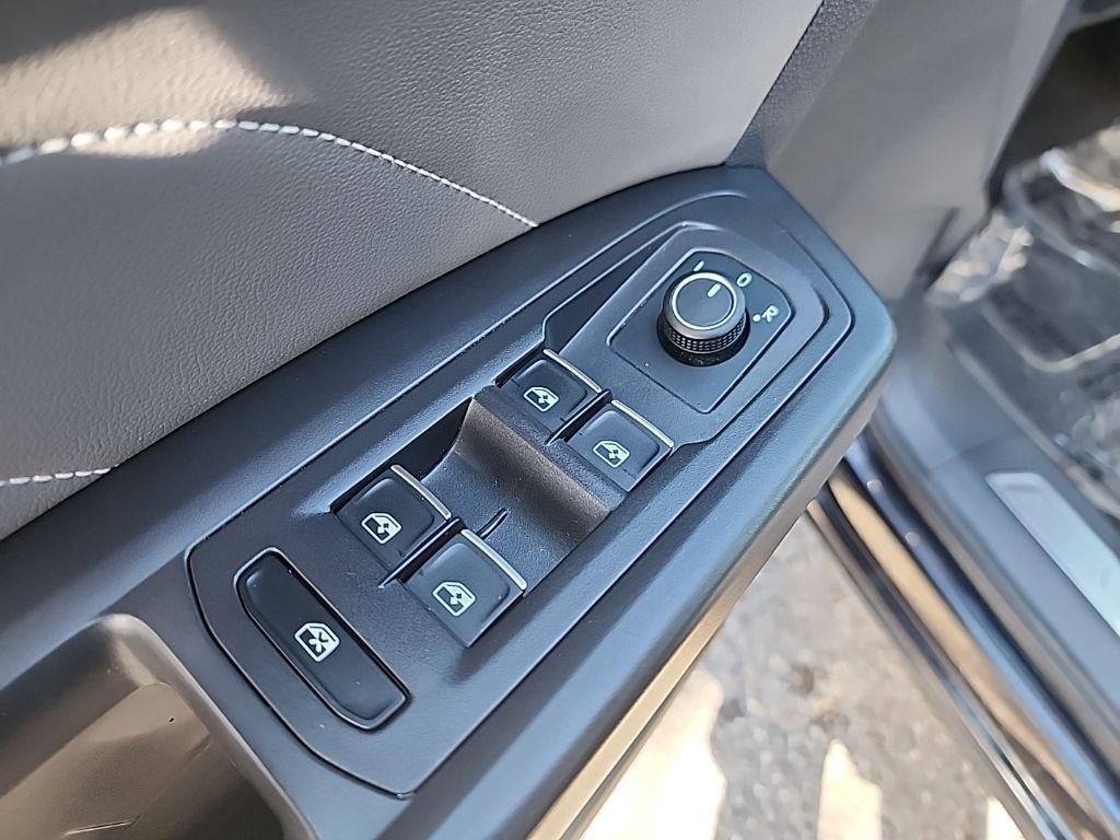 used 2023 Volkswagen Atlas car, priced at $32,500