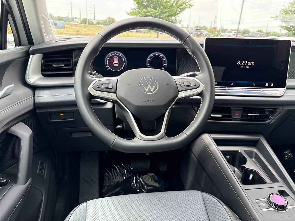 new 2025 Volkswagen Tiguan car