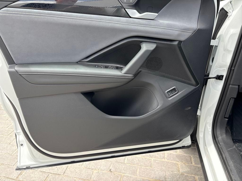 new 2025 Volkswagen Tiguan car