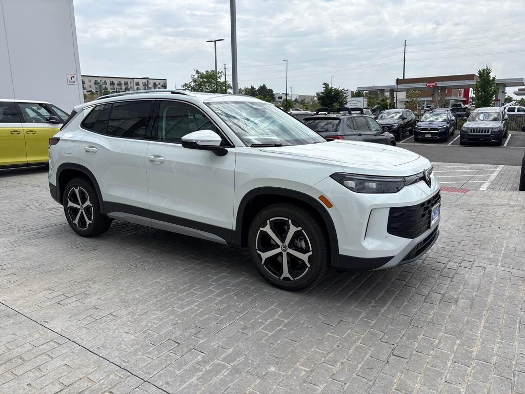 new 2025 Volkswagen Tiguan car