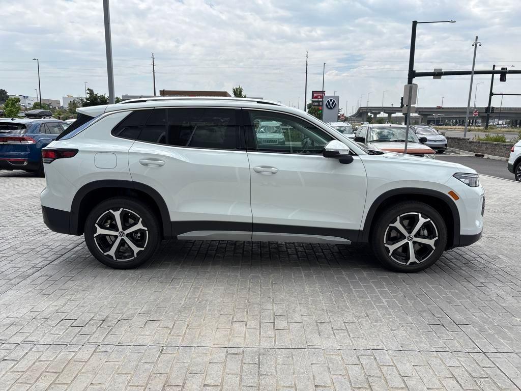 new 2025 Volkswagen Tiguan car