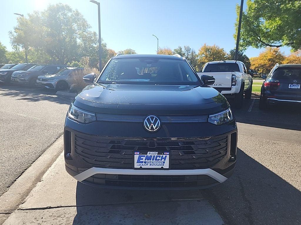 new 2025 Volkswagen Tiguan car, priced at $33,640