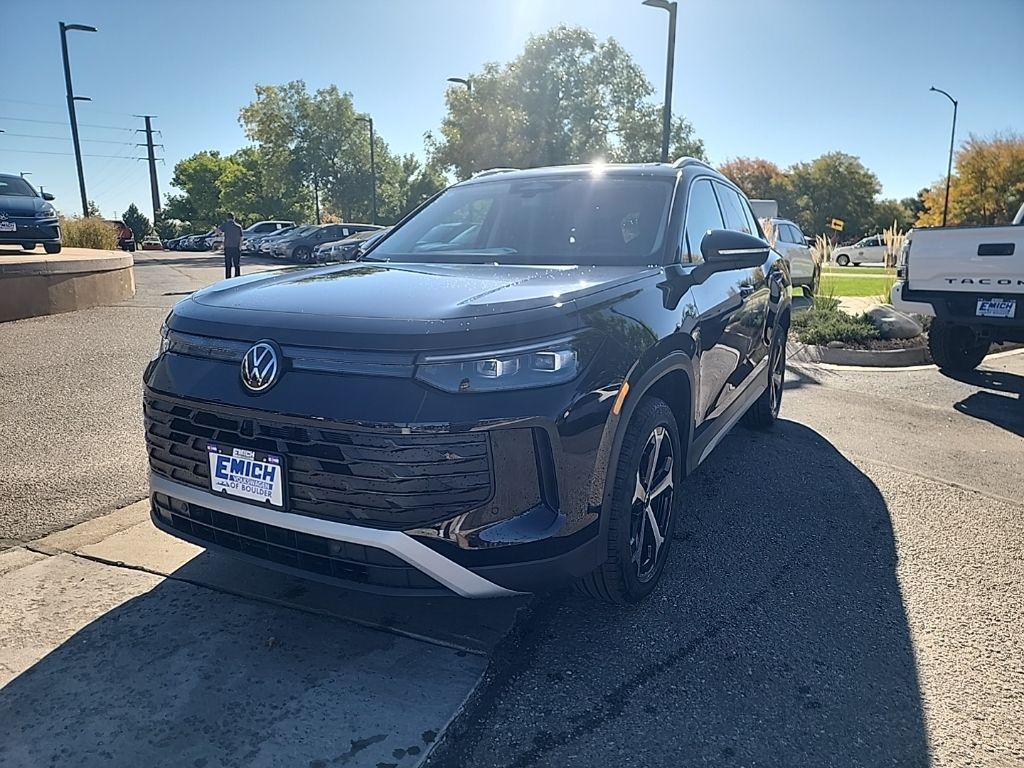 new 2025 Volkswagen Tiguan car, priced at $34,640