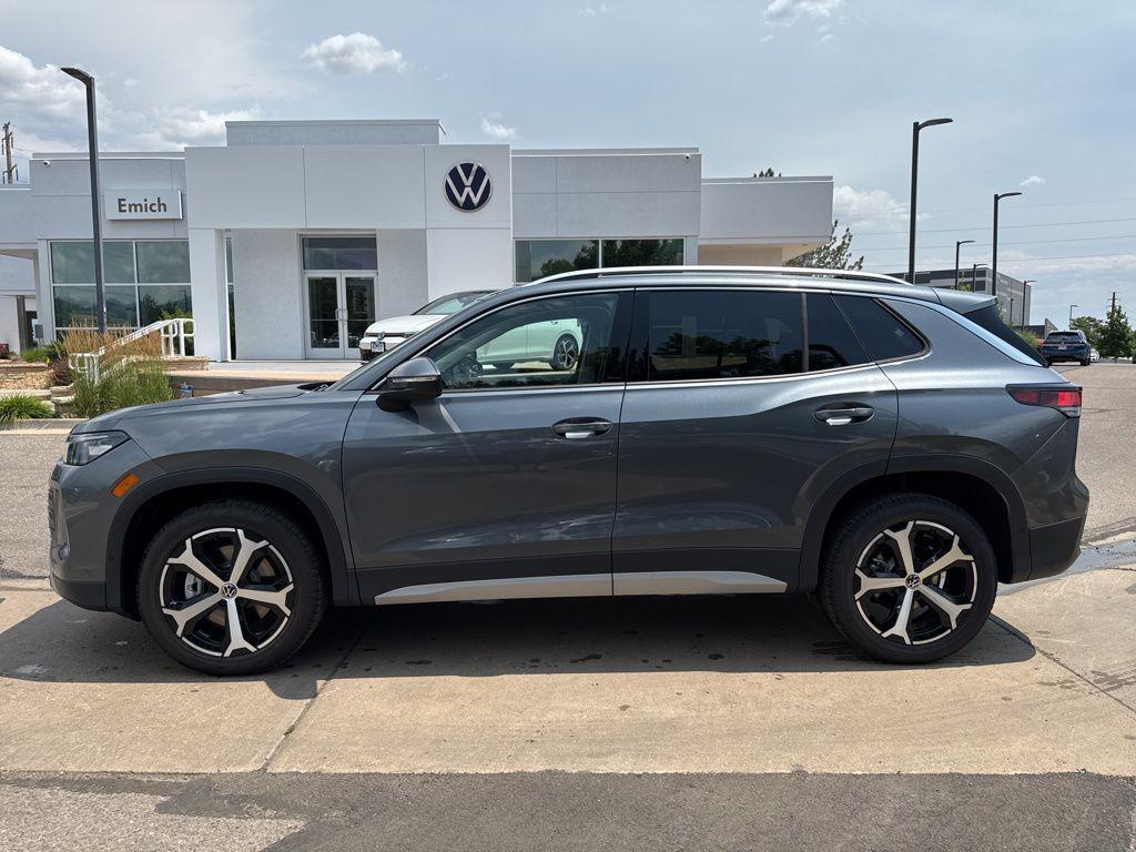 new 2025 Volkswagen Tiguan car, priced at $33,957