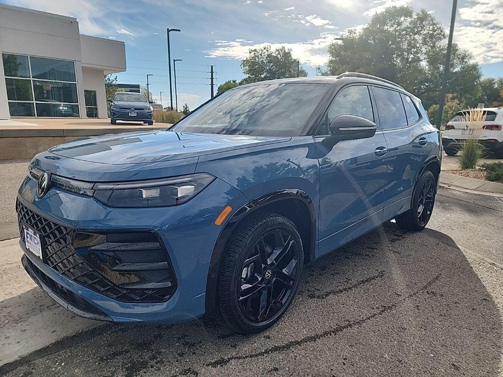 new 2025 Volkswagen Tiguan car, priced at $36,949