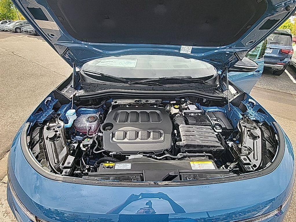 new 2025 Volkswagen Tiguan car, priced at $36,949