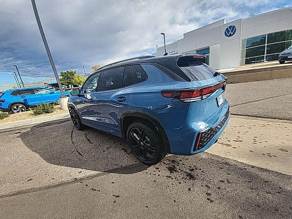 new 2025 Volkswagen Tiguan car, priced at $36,949