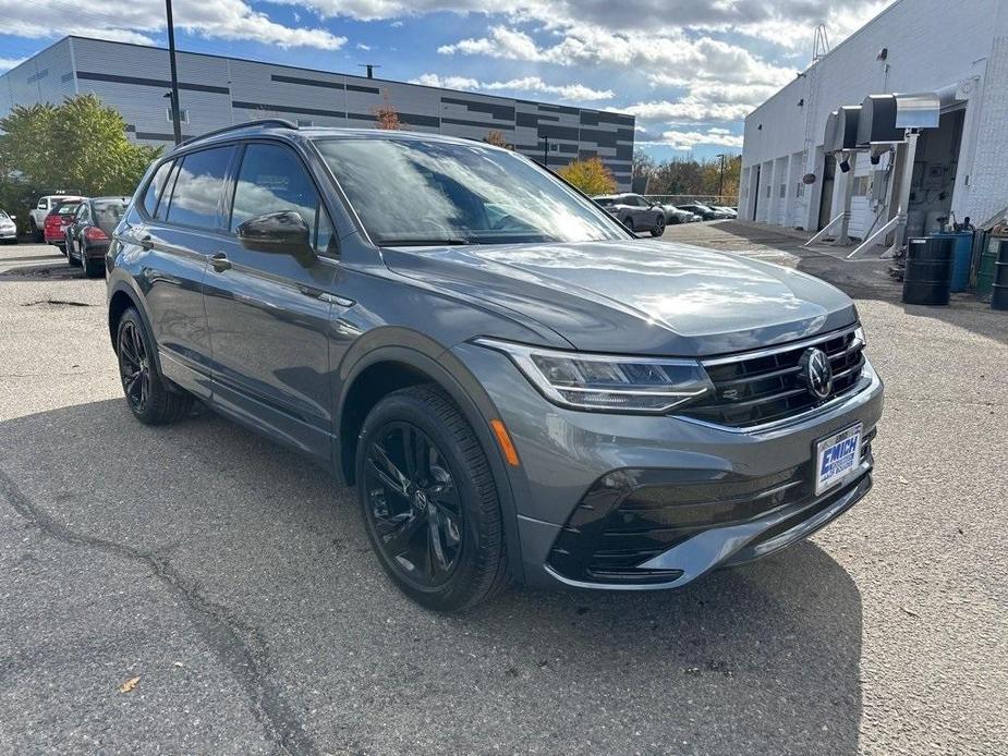 new 2024 Volkswagen Tiguan car, priced at $32,979