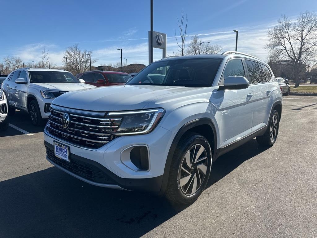 new 2024 Volkswagen Atlas car, priced at $43,713