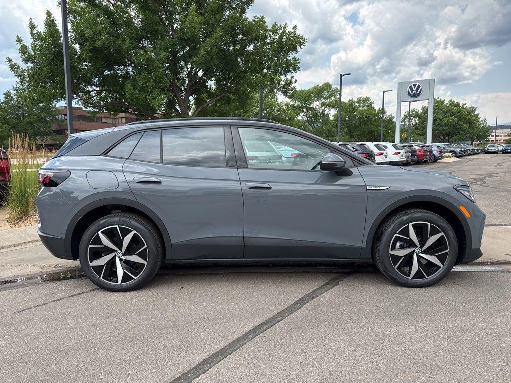 new 2025 Volkswagen ID.4 car, priced at $48,097
