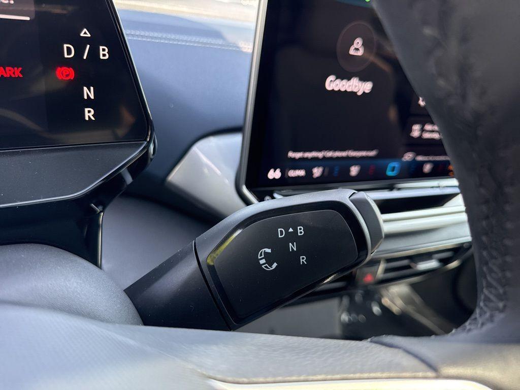 new 2025 Volkswagen ID.4 car, priced at $45,795