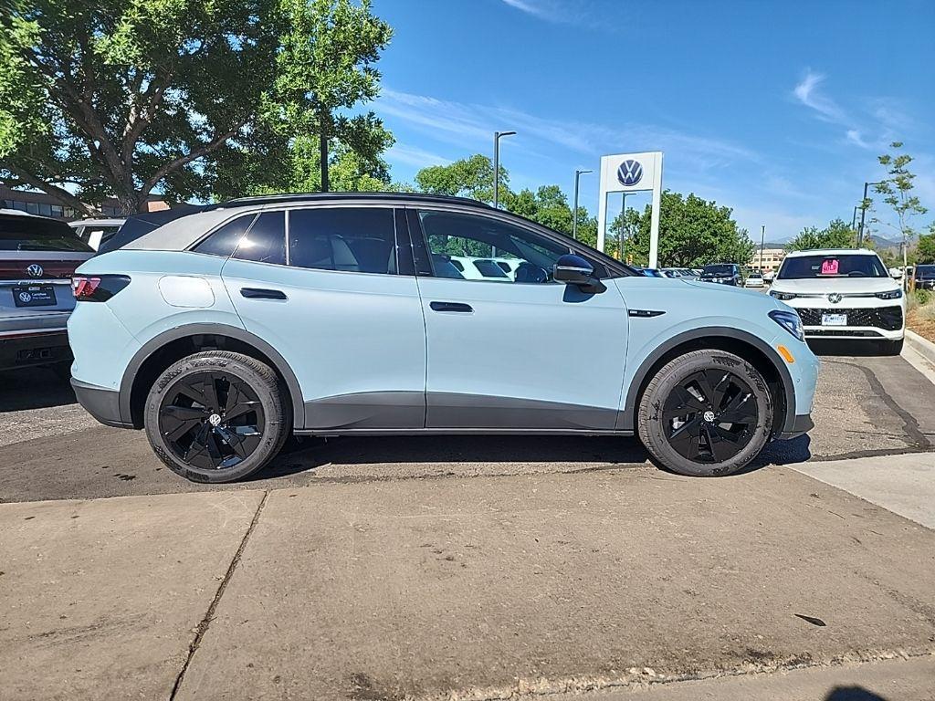 new 2025 Volkswagen ID.4 car, priced at $43,791