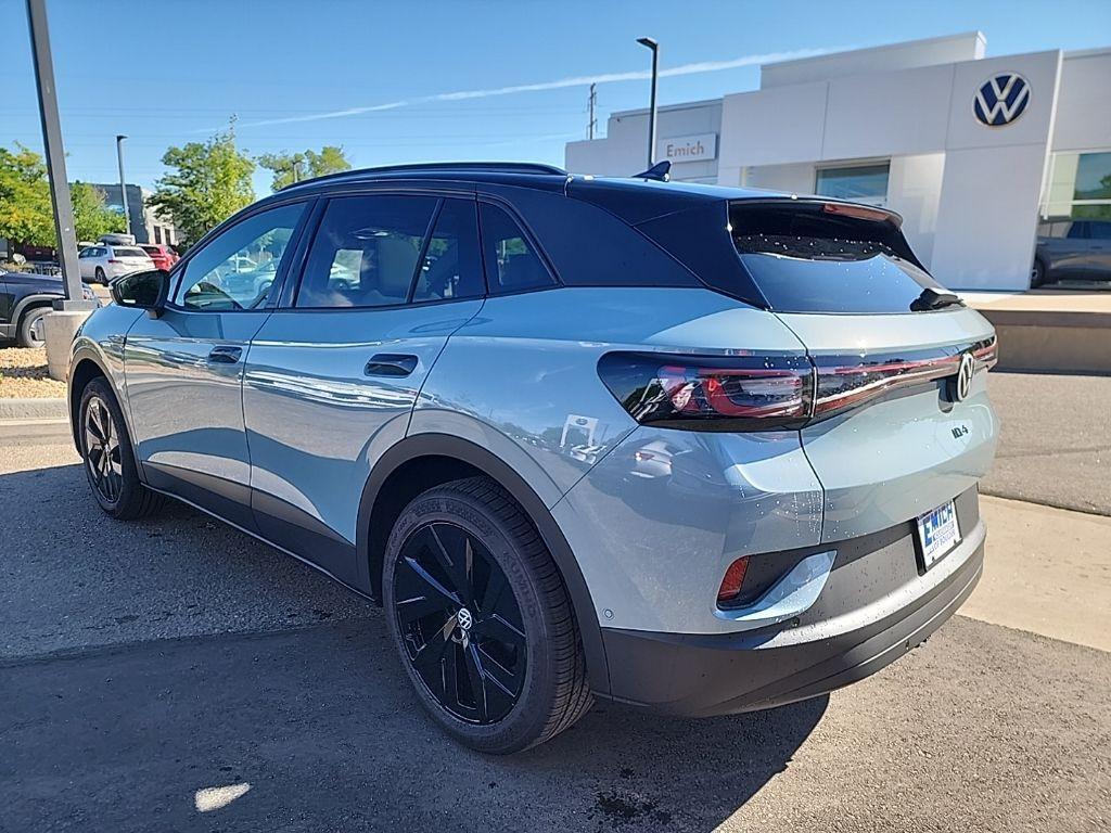 new 2025 Volkswagen ID.4 car, priced at $43,791