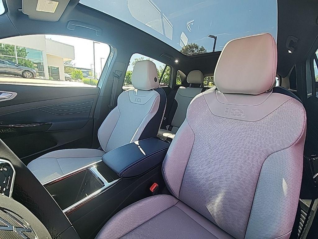 new 2025 Volkswagen ID.4 car, priced at $43,791