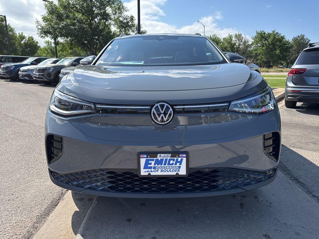 new 2025 Volkswagen ID.4 car, priced at $48,422
