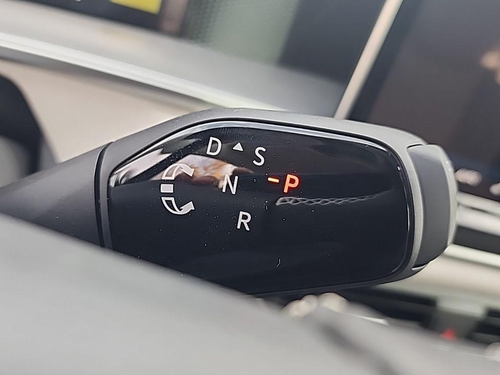 new 2025 Volkswagen Tiguan car, priced at $33,972