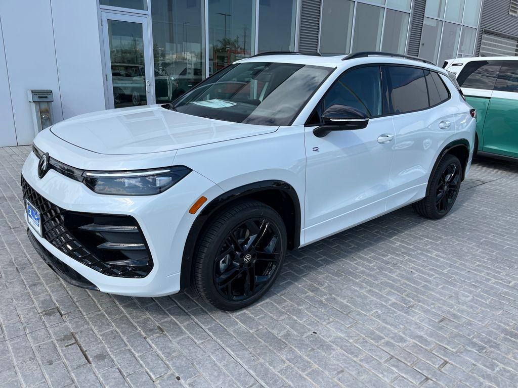 new 2025 Volkswagen Tiguan car, priced at $37,325