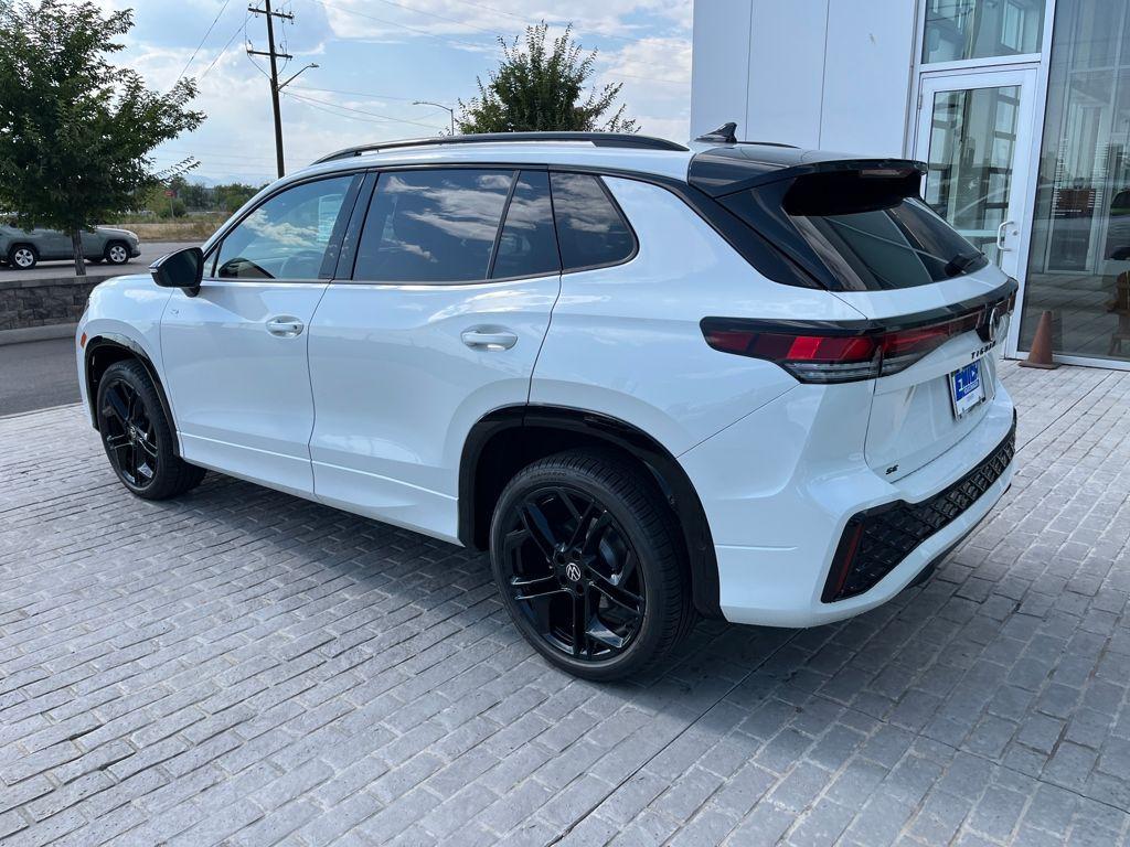 new 2025 Volkswagen Tiguan car, priced at $37,325