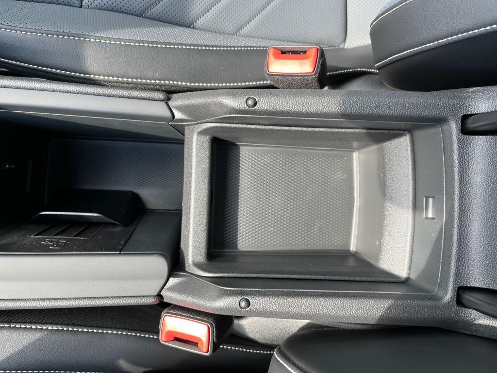 new 2025 Volkswagen Tiguan car, priced at $37,325