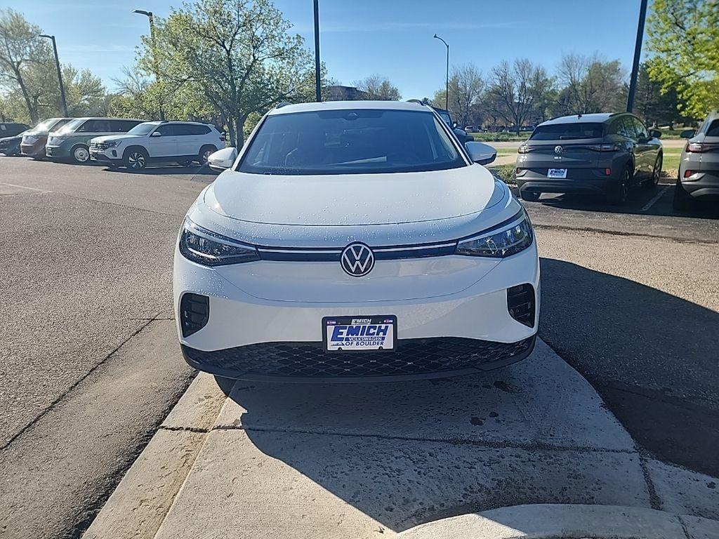new 2025 Volkswagen ID.4 car, priced at $40,410