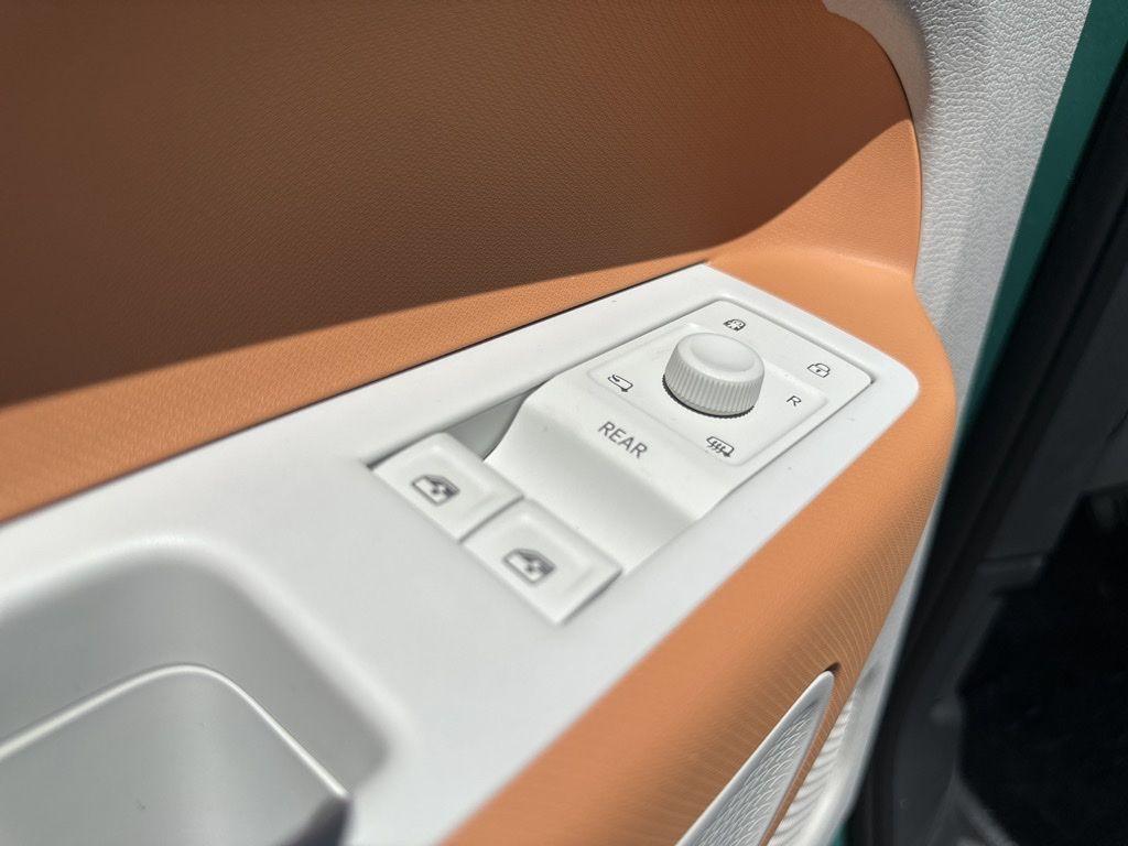 new 2025 Volkswagen ID. Buzz car