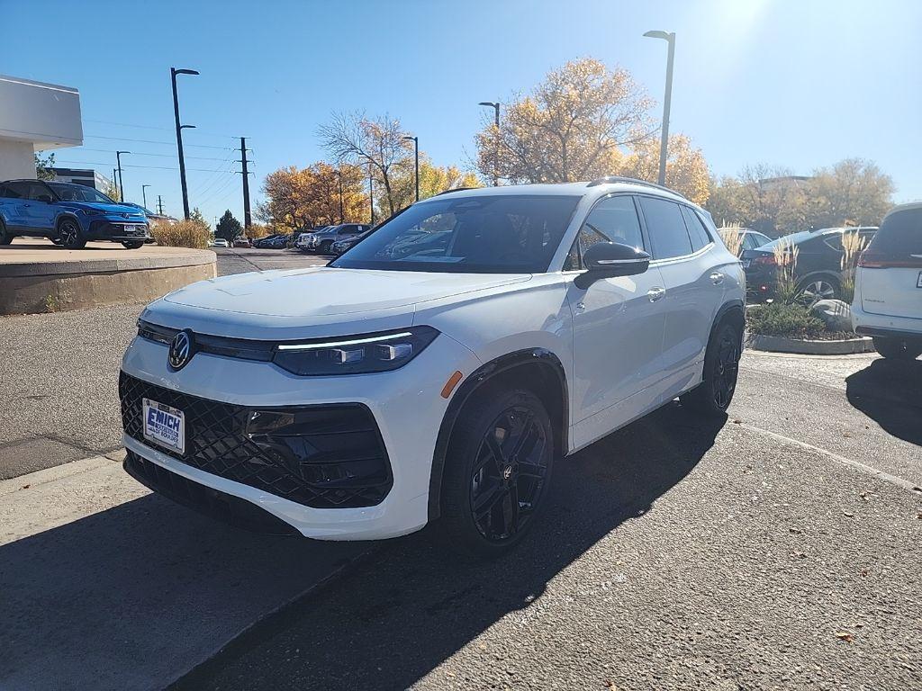 new 2025 Volkswagen Tiguan car, priced at $37,569