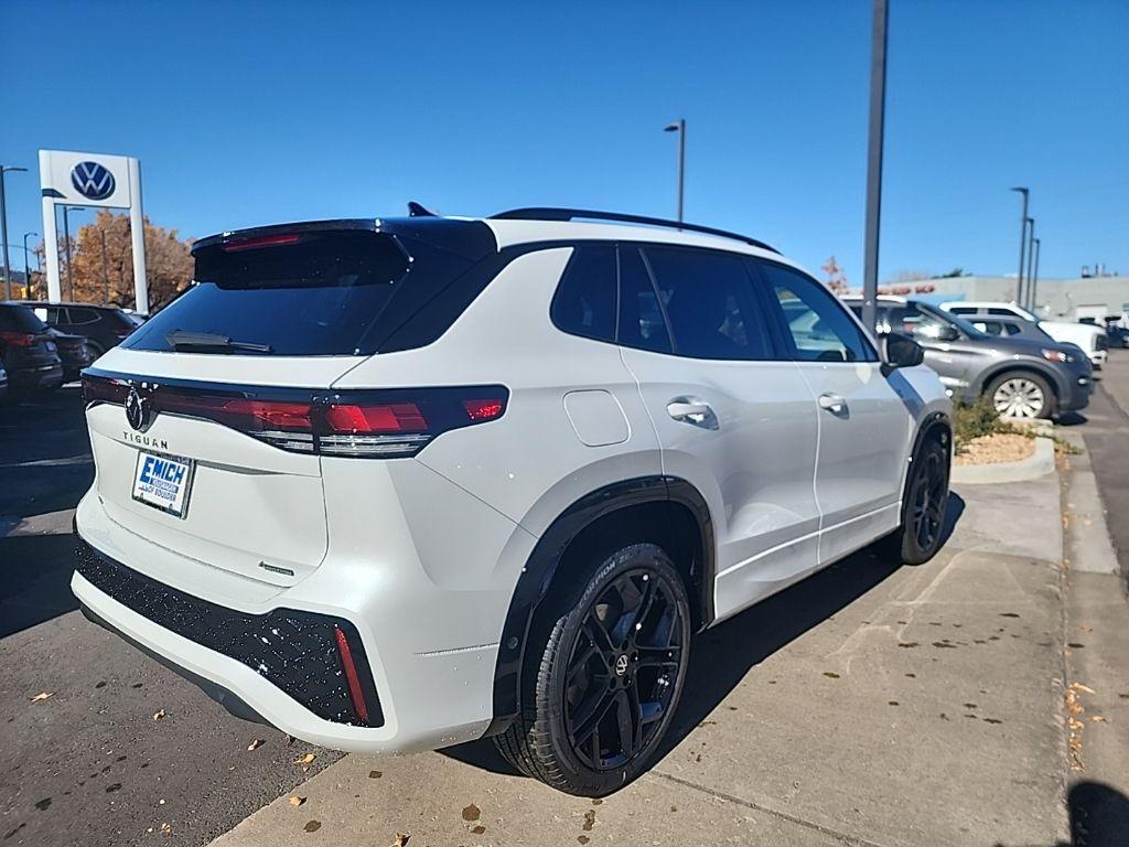 new 2025 Volkswagen Tiguan car, priced at $37,569
