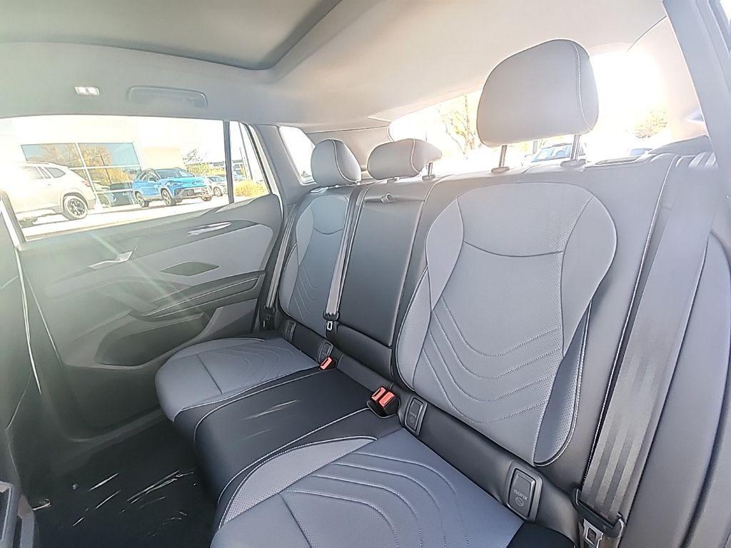 new 2025 Volkswagen Tiguan car, priced at $37,569