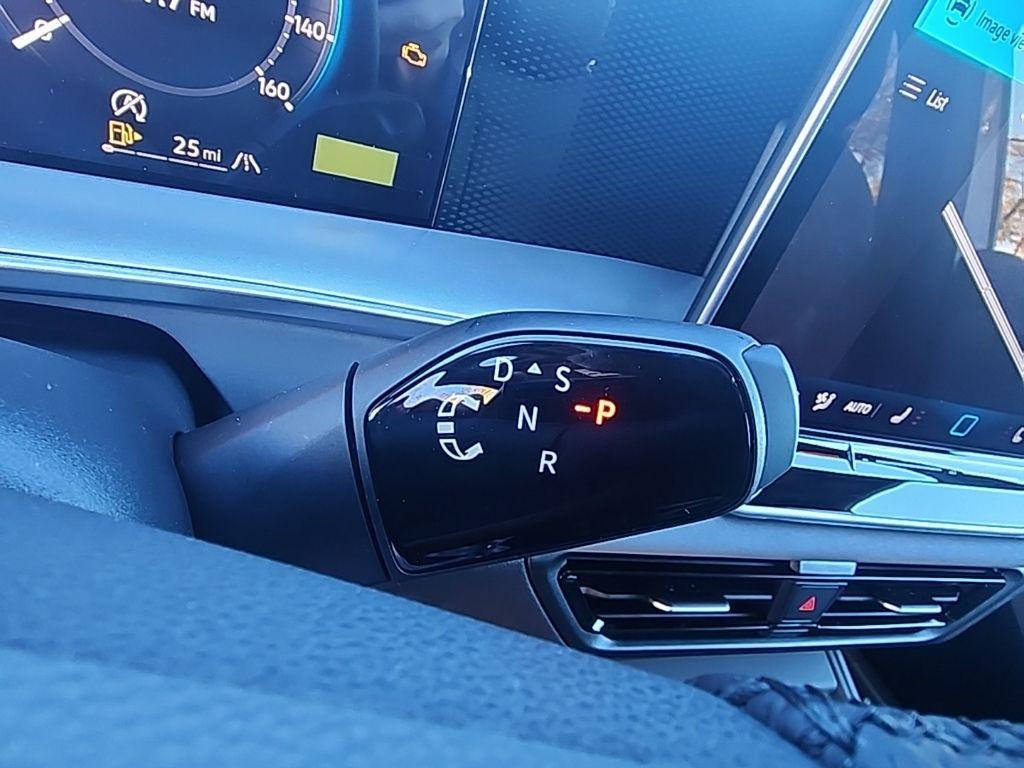 new 2025 Volkswagen Tiguan car, priced at $37,569