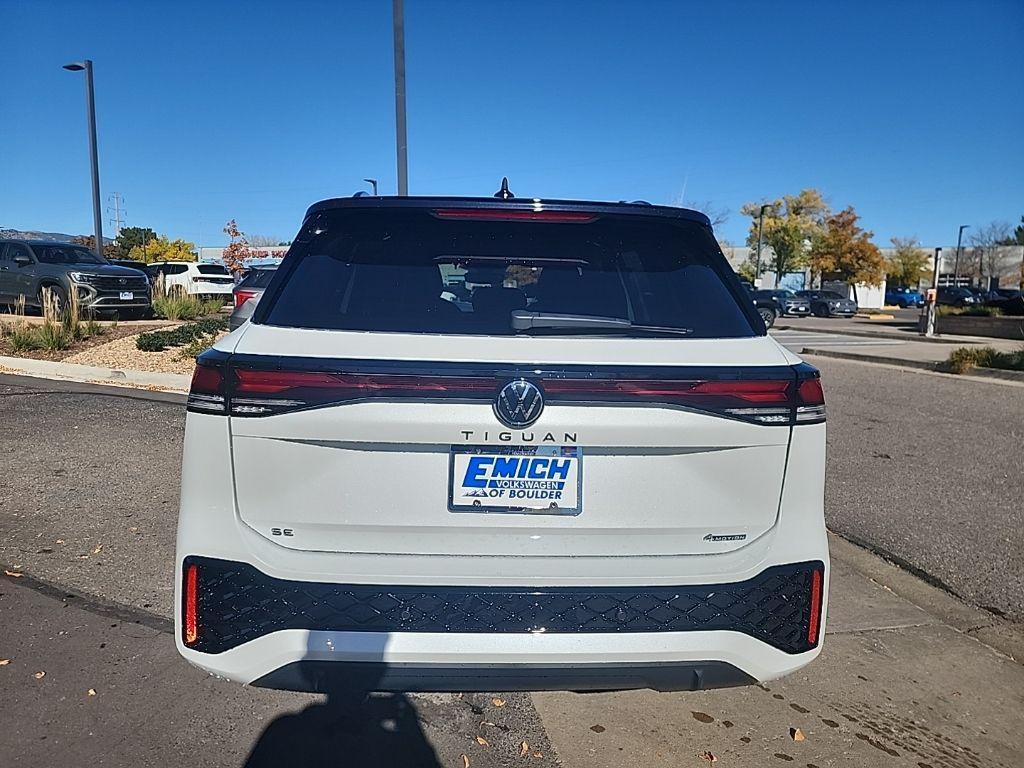 new 2025 Volkswagen Tiguan car, priced at $37,569