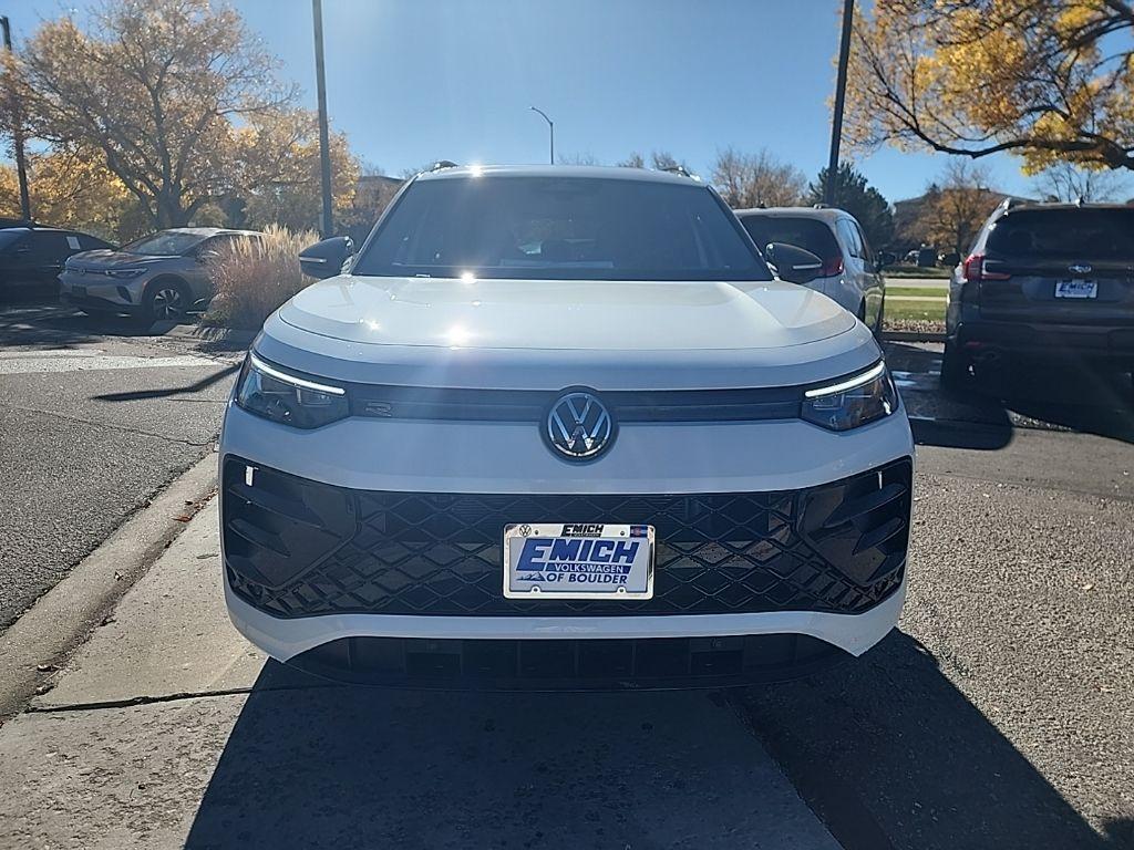 new 2025 Volkswagen Tiguan car, priced at $37,569