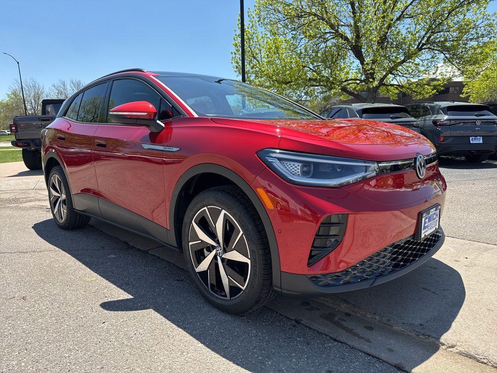 new 2025 Volkswagen ID.4 car, priced at $45,795