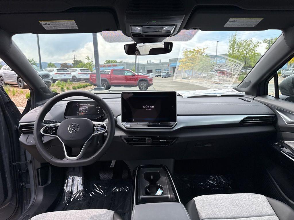 new 2025 Volkswagen ID.4 car, priced at $38,097
