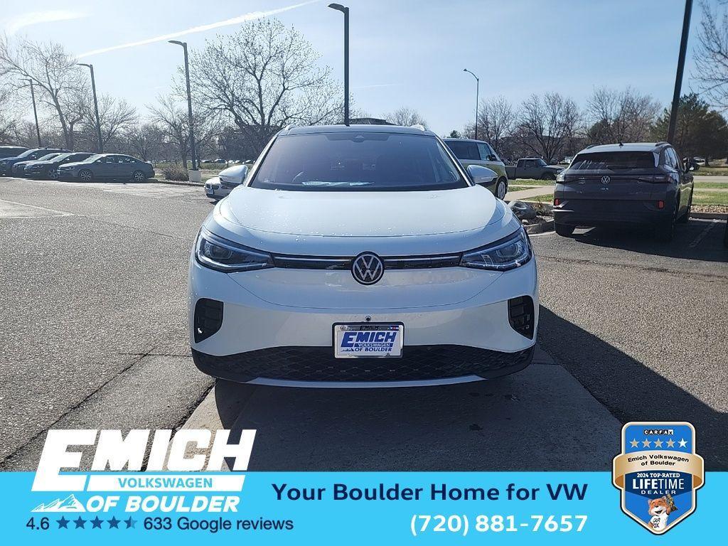 new 2025 Volkswagen ID.4 car, priced at $46,879