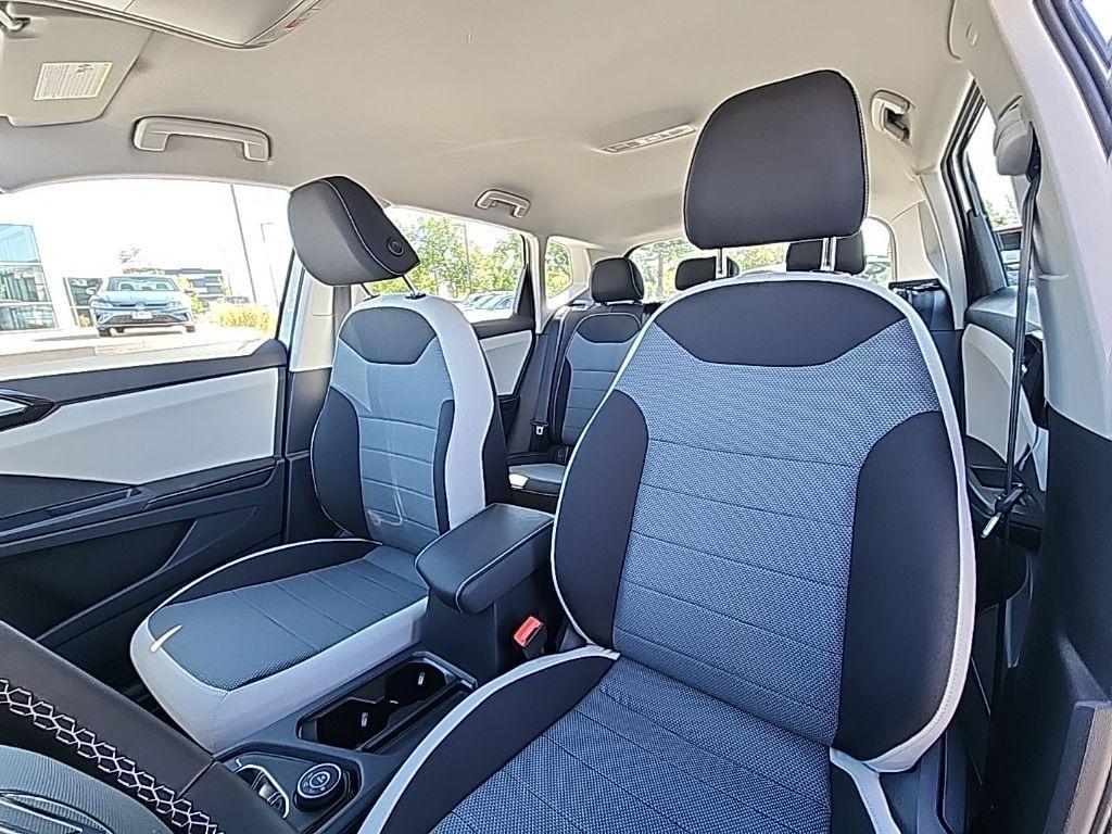 new 2025 Volkswagen Taos car, priced at $27,495