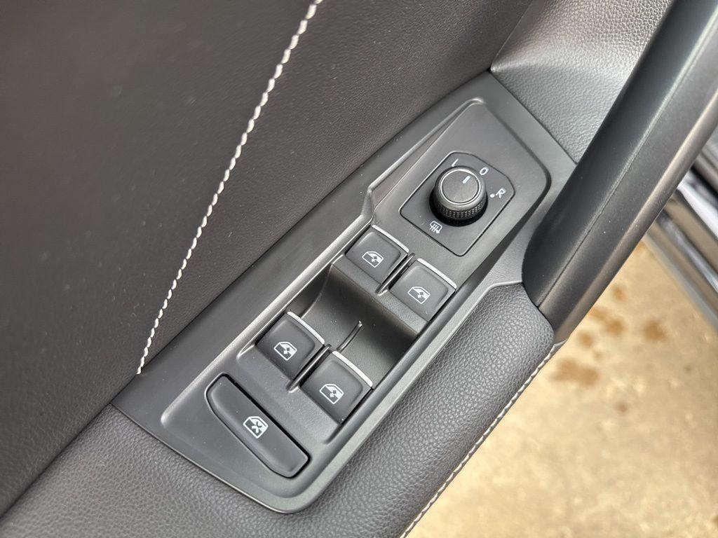 used 2022 Volkswagen Tiguan car, priced at $22,502