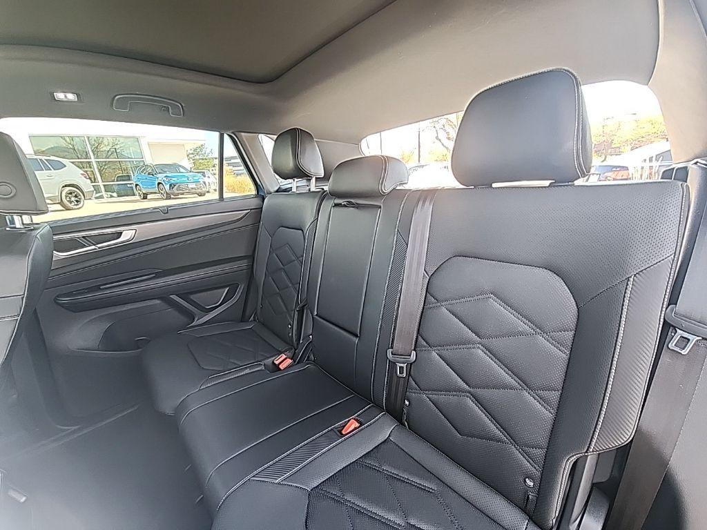 used 2025 Volkswagen Atlas Cross Sport car, priced at $38,470