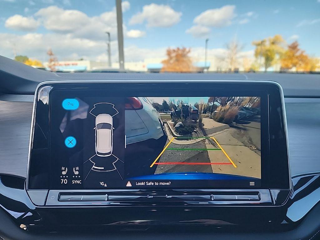 used 2025 Volkswagen Atlas Cross Sport car, priced at $38,470